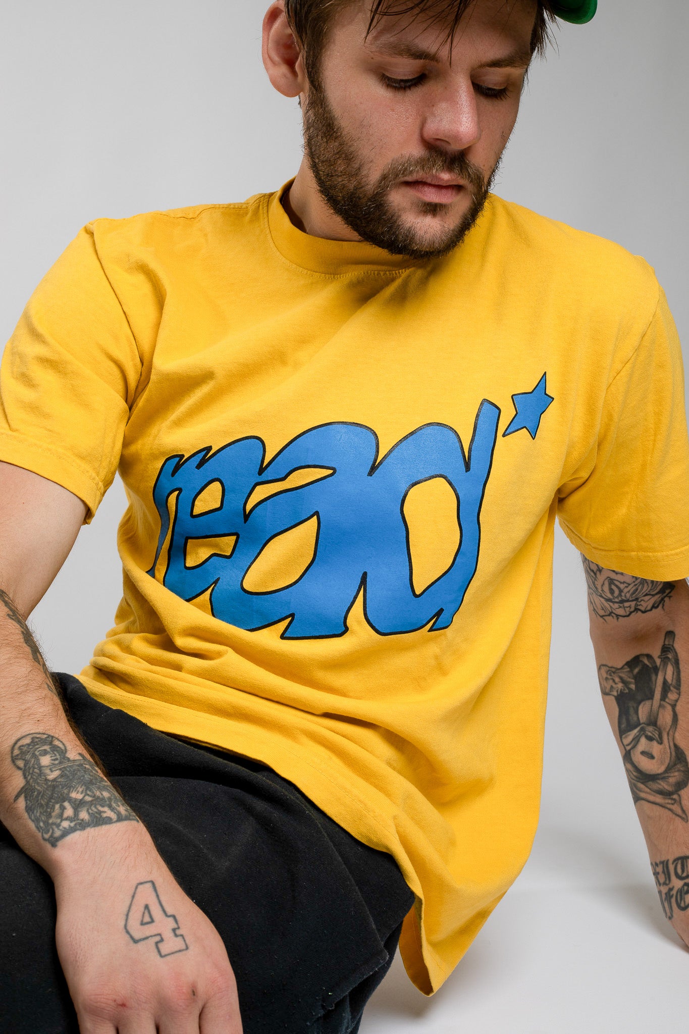 READ Tee (Submarine Yellow)